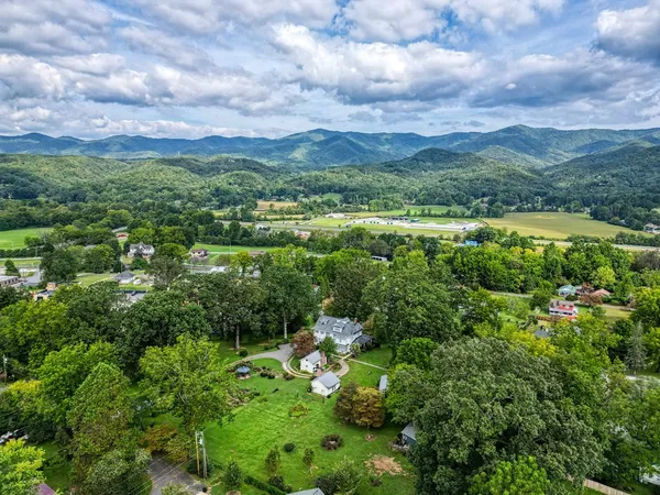 $749,900 | 1194 Main Street, Andrews, NC 28901