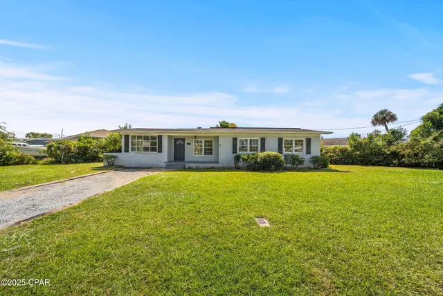 $290,000 | 900 East 2nd Place, Panama City, FL 32401