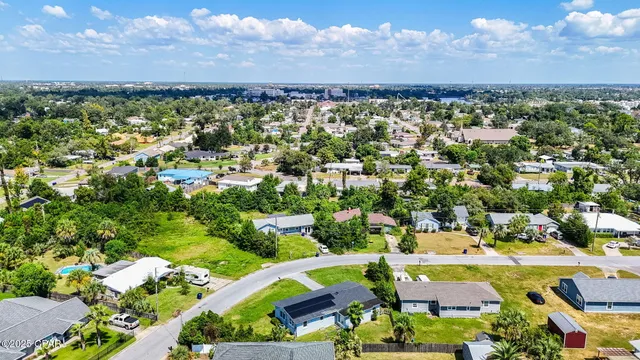 $290,000 | 900 East 2nd Place, Panama City, FL 32401