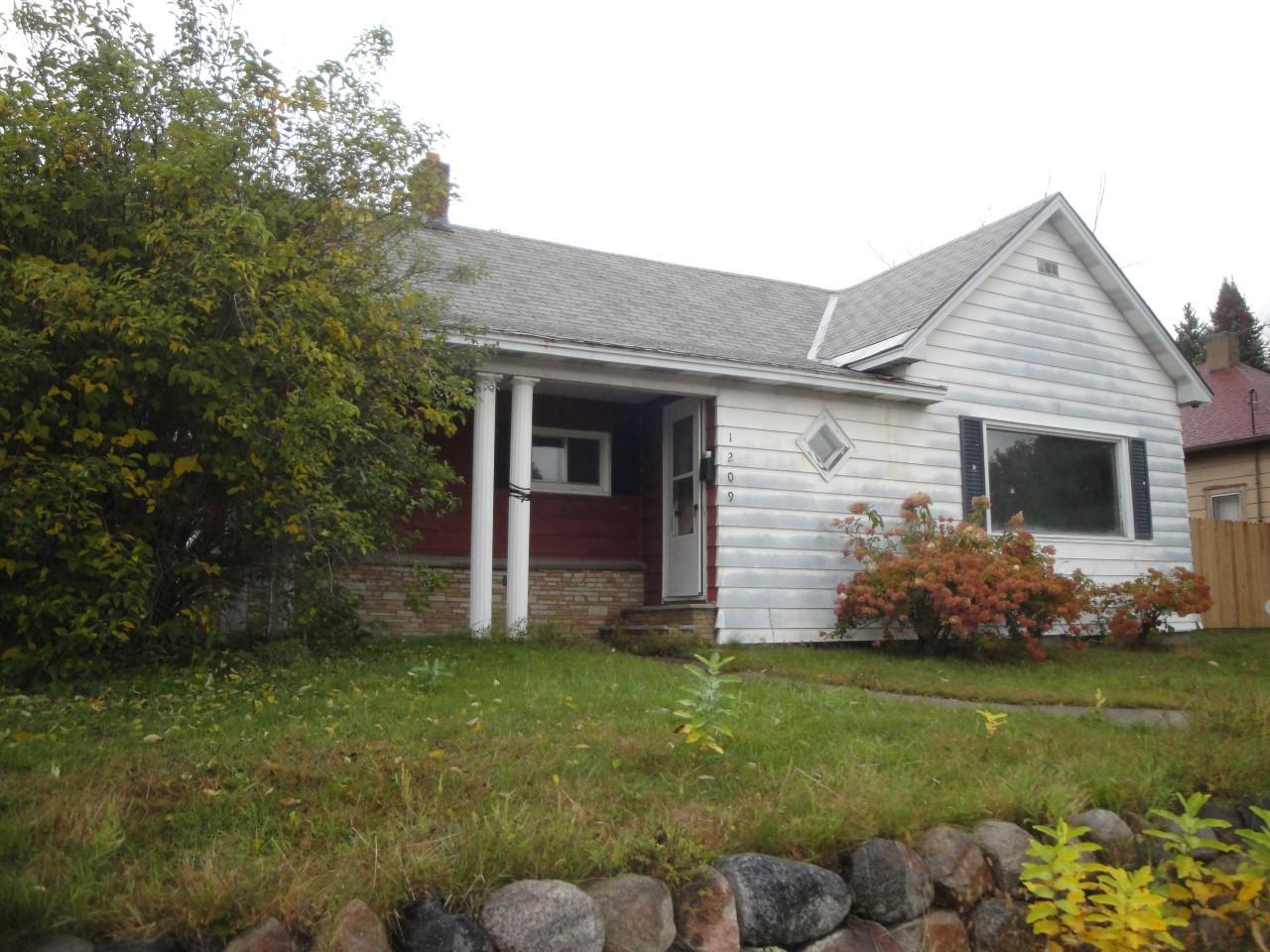 1209 Eagle Street Rhinelander, WI 54501 - Photo 1 of 7 Gallery Image 1