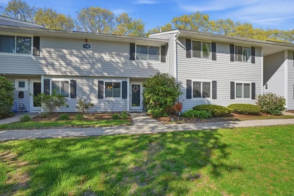 $469,000 | 13 Beal's Cove Road, Unit F, Hingham, MA 02043