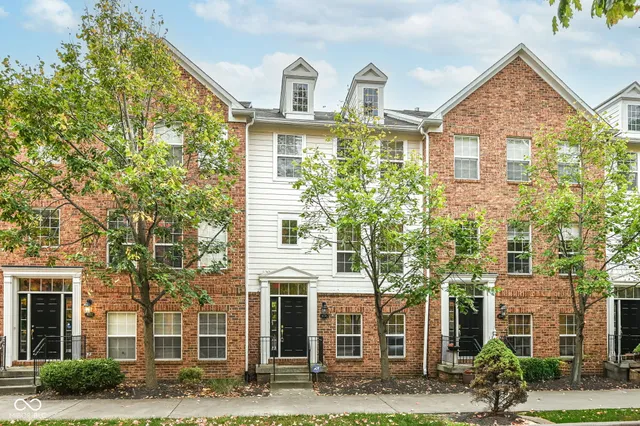 $324,900 | 1036 Cavendish Drive, Carmel, IN 46032