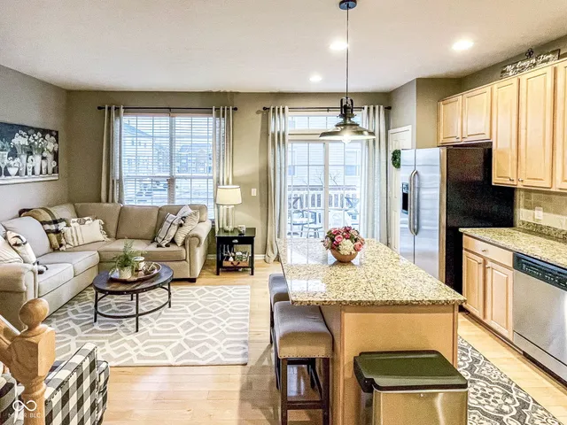 $324,900 | 1036 Cavendish Drive, Carmel, IN 46032