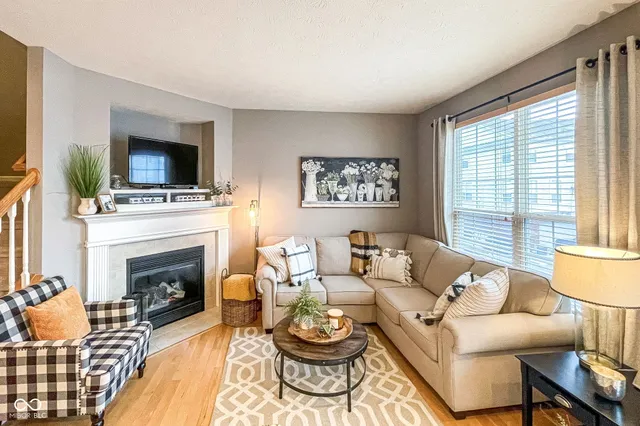 $324,900 | 1036 Cavendish Drive, Carmel, IN 46032