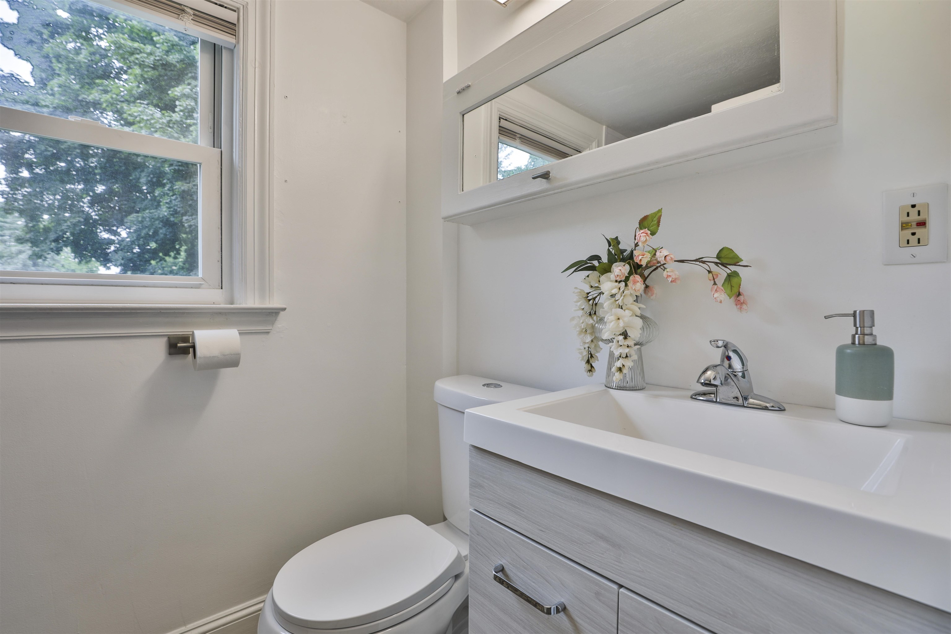 20 Willey Street Rochester, NH 03867 - Photo 16 of 26 Gallery Image 16