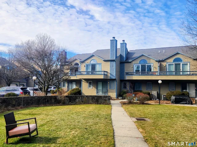 $2,850 | 15 Perry Avenue, Unit A10, Norwalk, CT 06850