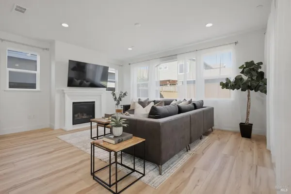 $799,000 | 1588 Nightfall Lane, Fairfield, CA 94533