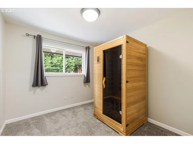 a view of a storage & utility room