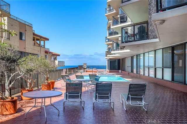 $4,400 | 531 Esplanade, Unit 903, Redondo Beach, CA 90277