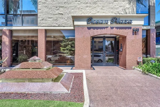 $4,400 | 531 Esplanade, Unit 903, Redondo Beach, CA 90277