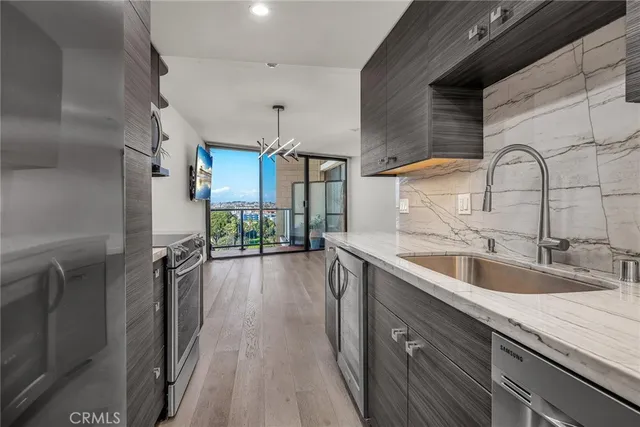 $4,400 | 531 Esplanade, Unit 903, Redondo Beach, CA 90277