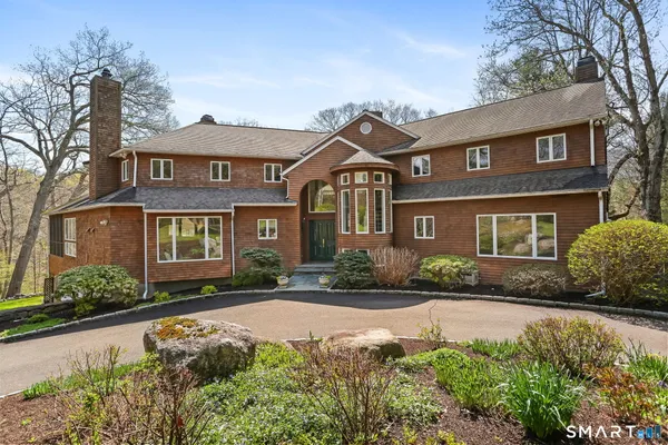 $2,795,000 | 32 Buttonball Lane, Weston, CT 06883