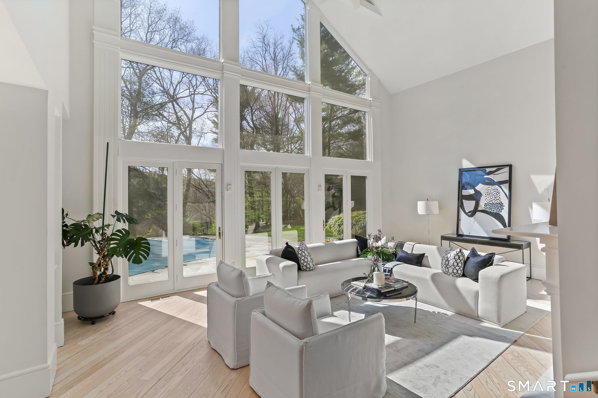 32 Buttonball Lane Weston, CT 06883 - Photo 4 of 37 Double height Family room with Fireplace