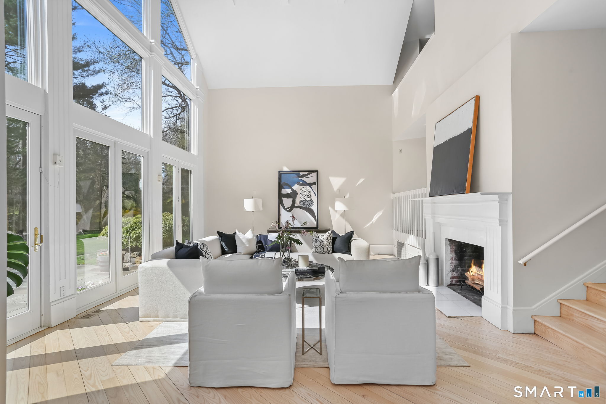 32 Buttonball Lane Weston, CT 06883 - Photo 7 of 37