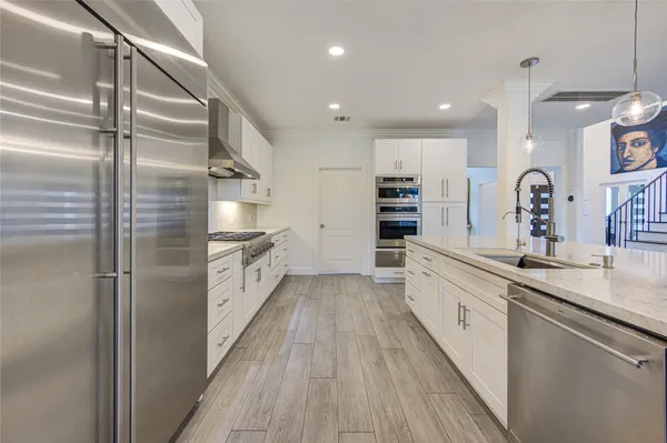 $10,000 | 1726 Ashbury Park Drive, Houston, TX 77077