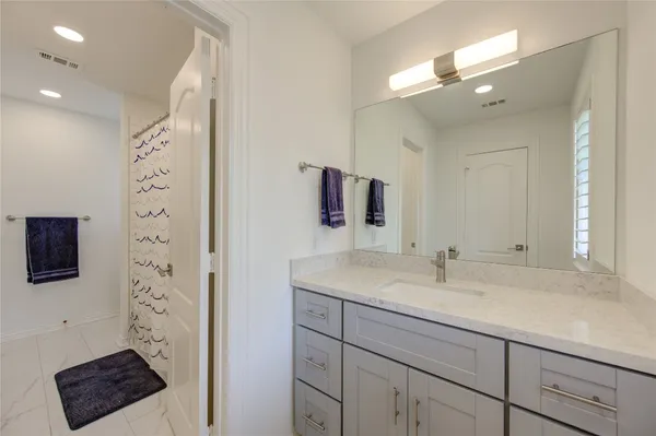 $10,000 | 1726 Ashbury Park Drive, Houston, TX 77077