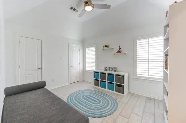$10,000 | 1726 Ashbury Park Drive, Houston, TX 77077