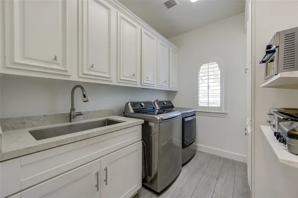 $10,000 | 1726 Ashbury Park Drive, Houston, TX 77077