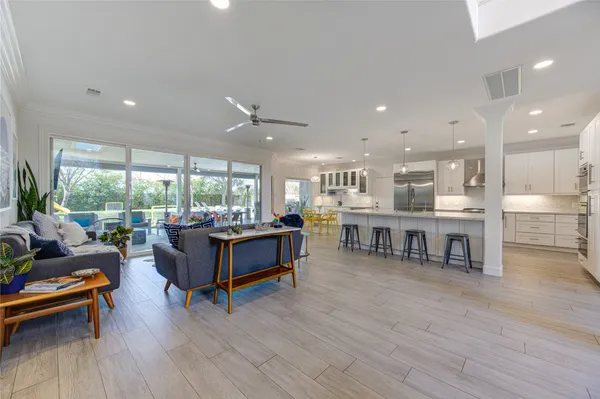 $10,000 | 1726 Ashbury Park Drive, Houston, TX 77077