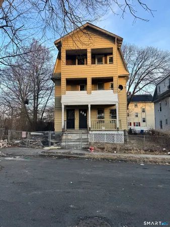 $1,500 | 190-192 Brook Street, Unit 1, Hartford, CT 06120