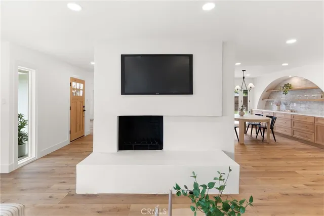 $2,149,000 | 2943 Baker Street, Costa Mesa, CA 92626