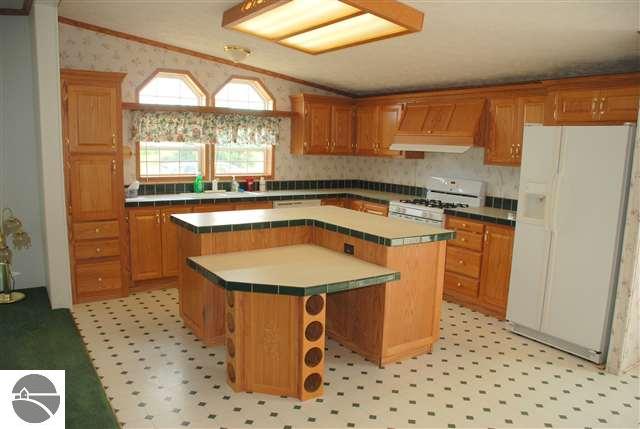 6625 Cottage Road Bellaire, MI 49615 - Photo 4 of 25 1737910-3.JPG