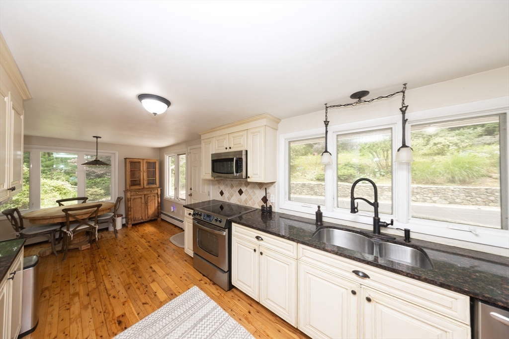 92 Brook Street Hudson, MA 01749 - Photo 15 of 35 Gallery Image 15