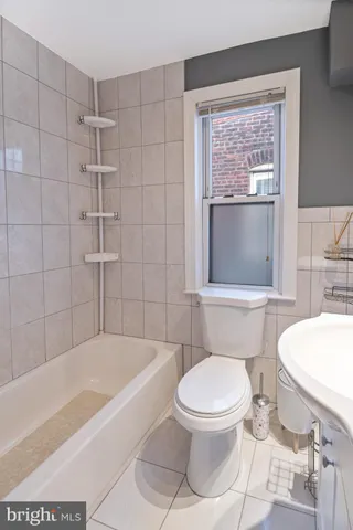 $2,000 | 726 Indiana Avenue, Trenton, NJ 08638