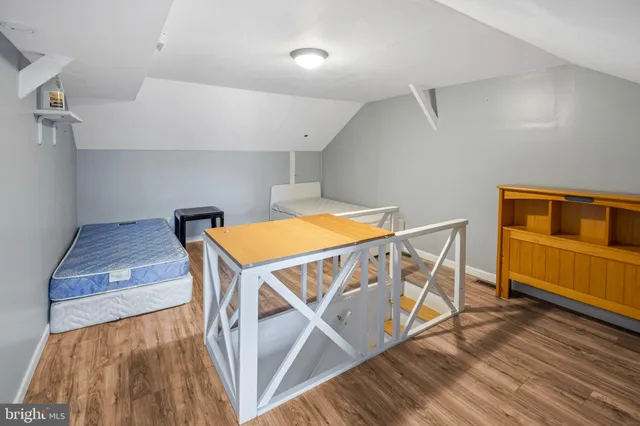 $2,000 | 726 Indiana Avenue, Trenton, NJ 08638