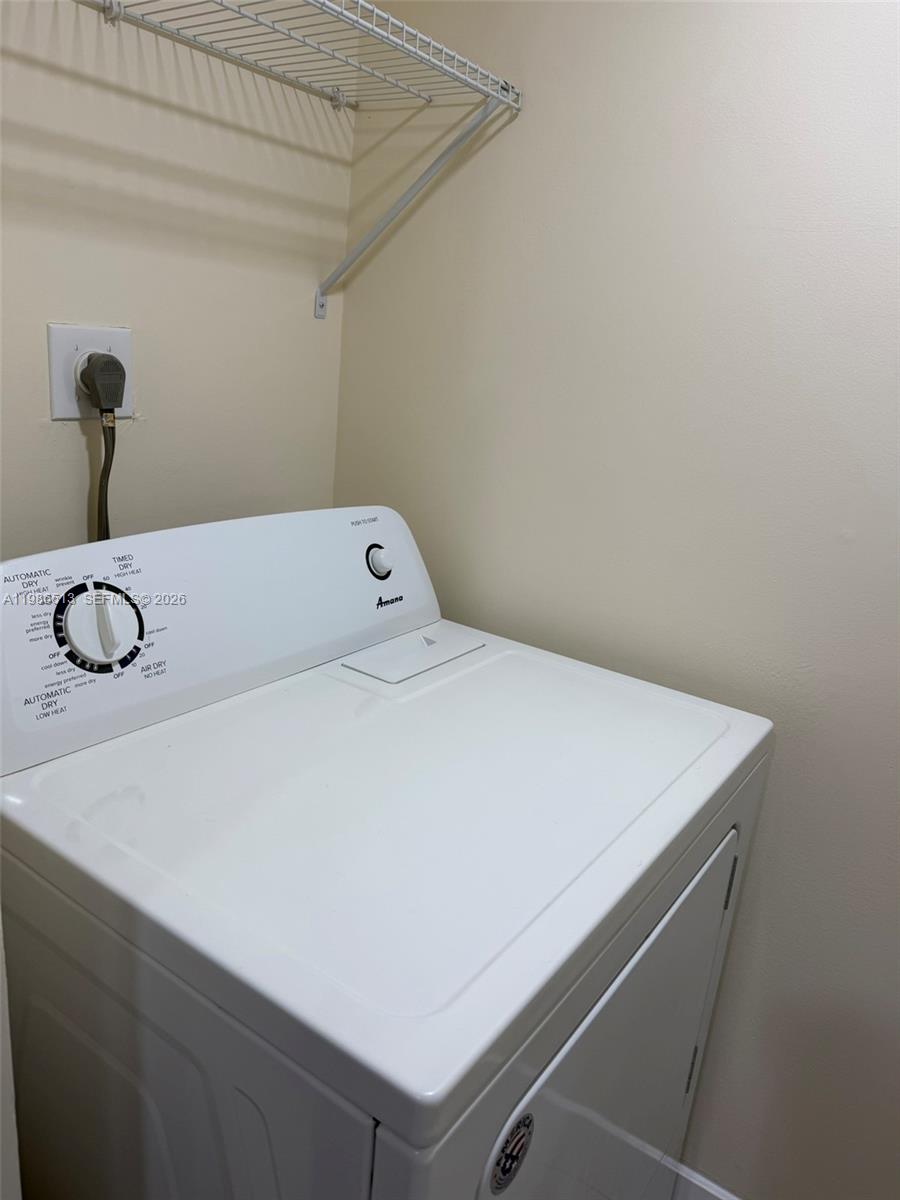 560 South Park Road, Unit 367 Hollywood, FL 33021 - Photo 11 of 28 a close up of a sink