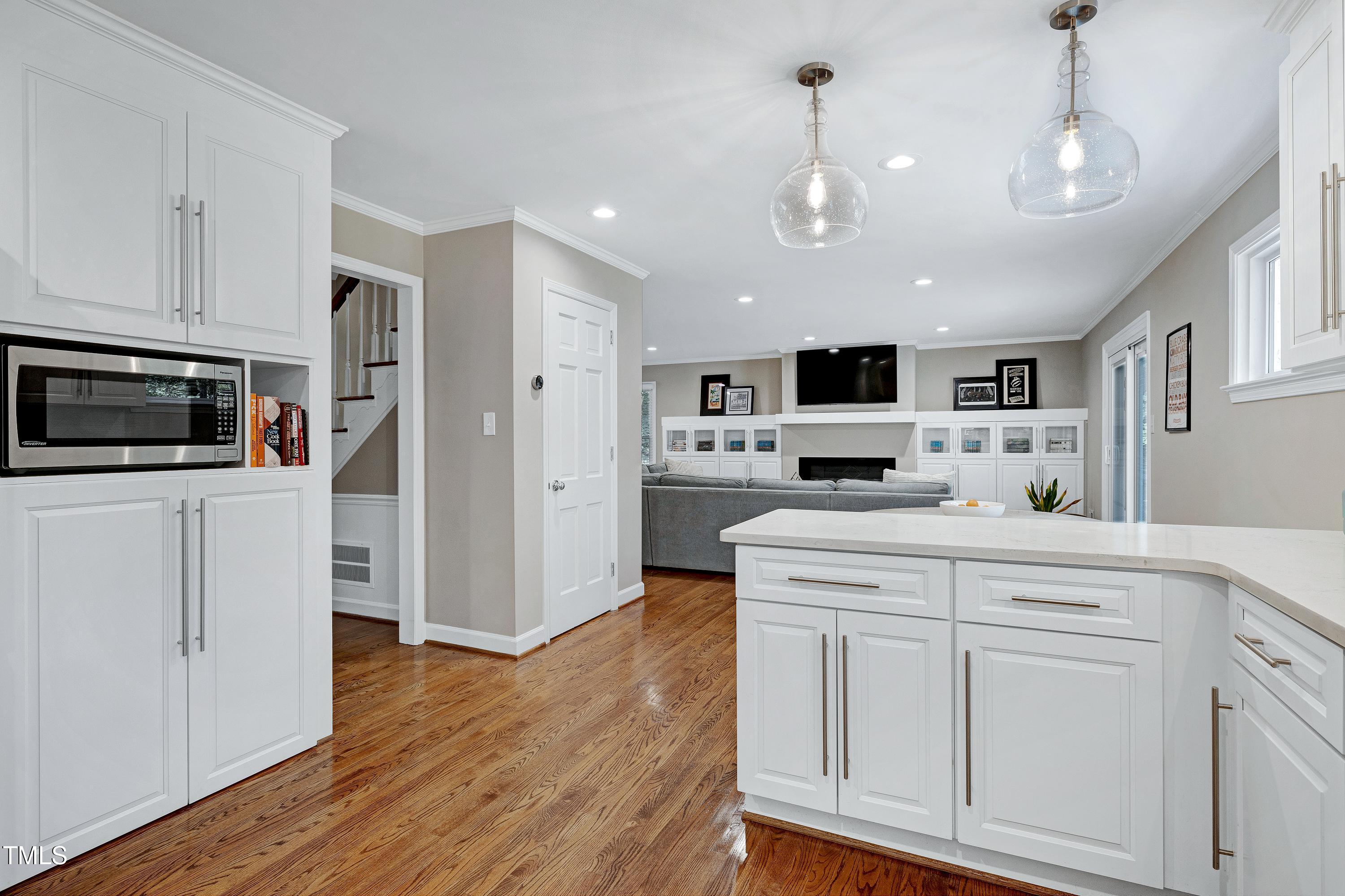 918 Collins Drive Raleigh, NC 27609 - Photo 23 of 72 _B5A4859-3000