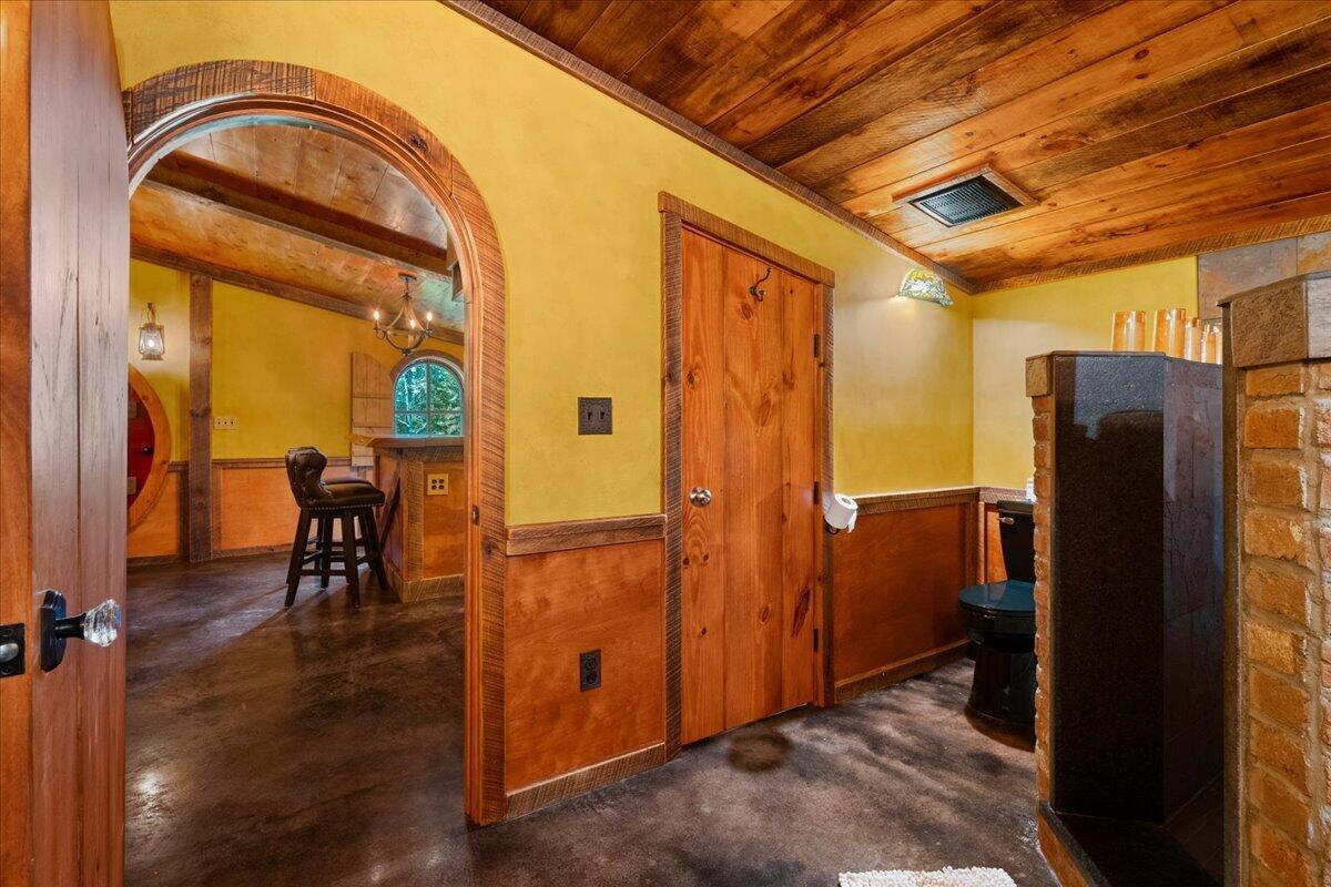 554 Cliffview Road Zoe, KY 41397 - Photo 35 of 74 35-IVA03420