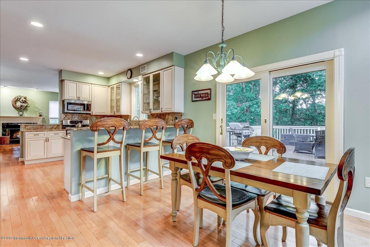 1361 Winter View Road Manasquan, NJ 08736 - Photo 20 of 43 30-Breakfast Area