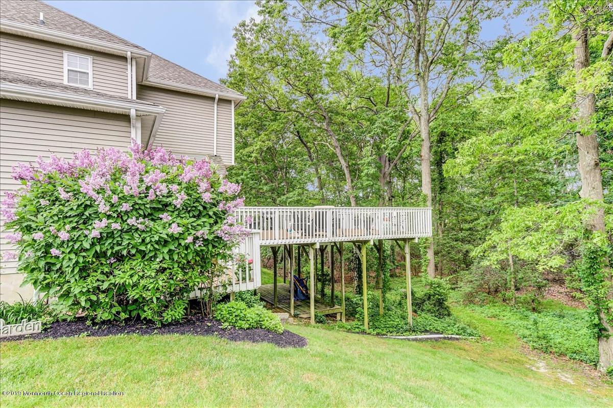 1361 Winter View Road Manasquan, NJ 08736 - Photo 41 of 43 17-Sideyard