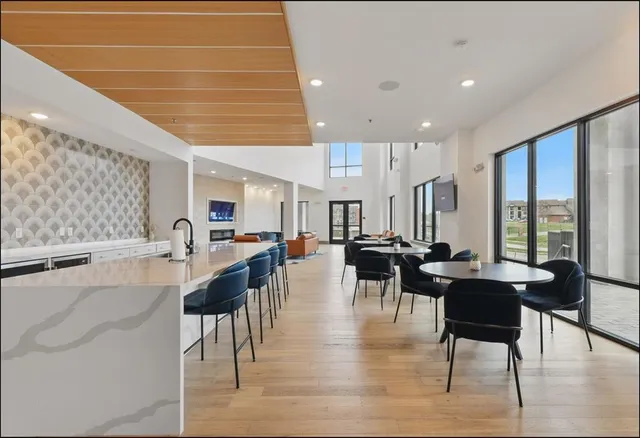 $350,000 | 2700 Old Denton Road, Unit 1044, Carrollton, TX 75007