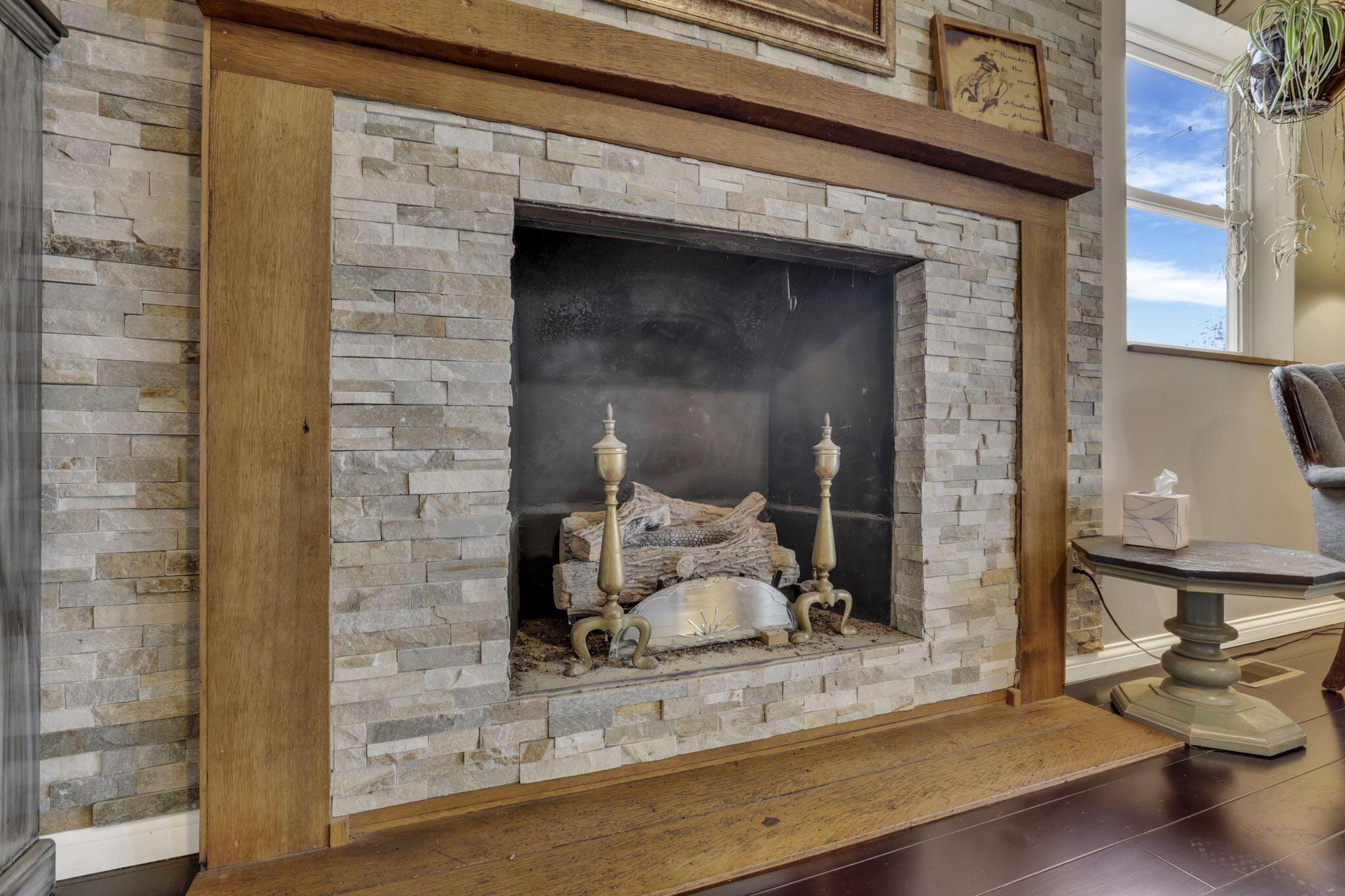 3610 Henpeck Road Utica, OH 43080 - Photo 11 of 88 Gas log fireplace
