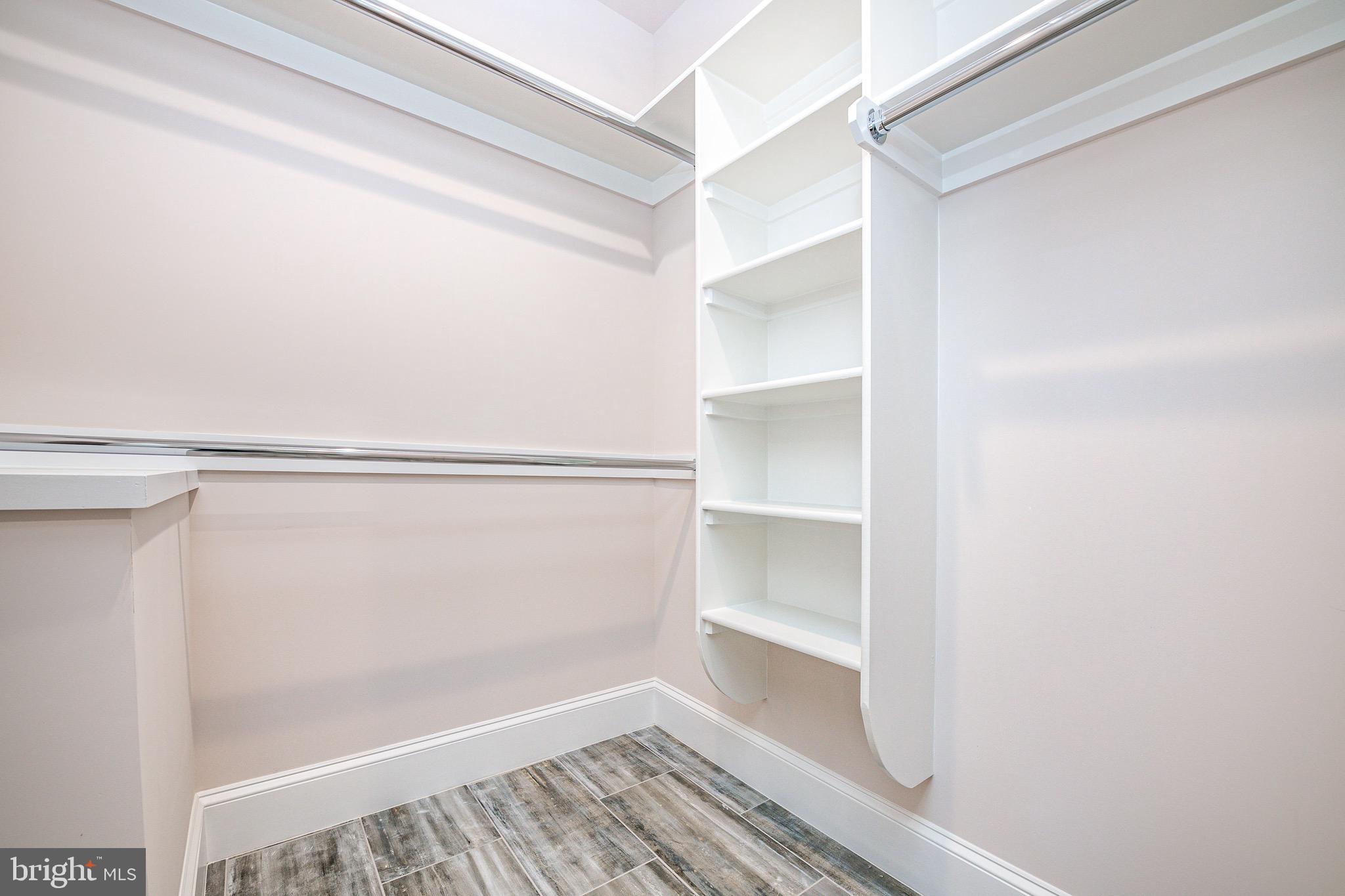 6404 East Halbert Road Bethesda, MD 20817 - Photo 12 of 66