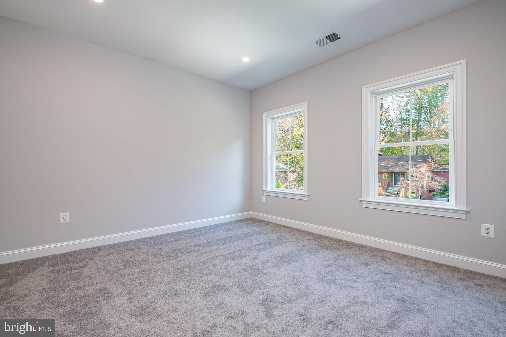 6404 East Halbert Road Bethesda, MD 20817 - Photo 28 of 66