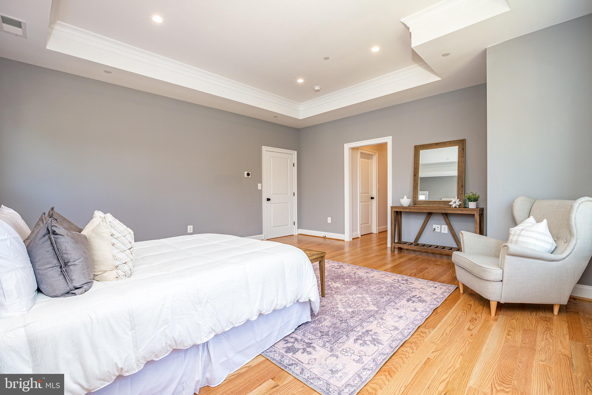 6404 East Halbert Road Bethesda, MD 20817 - Photo 33 of 66