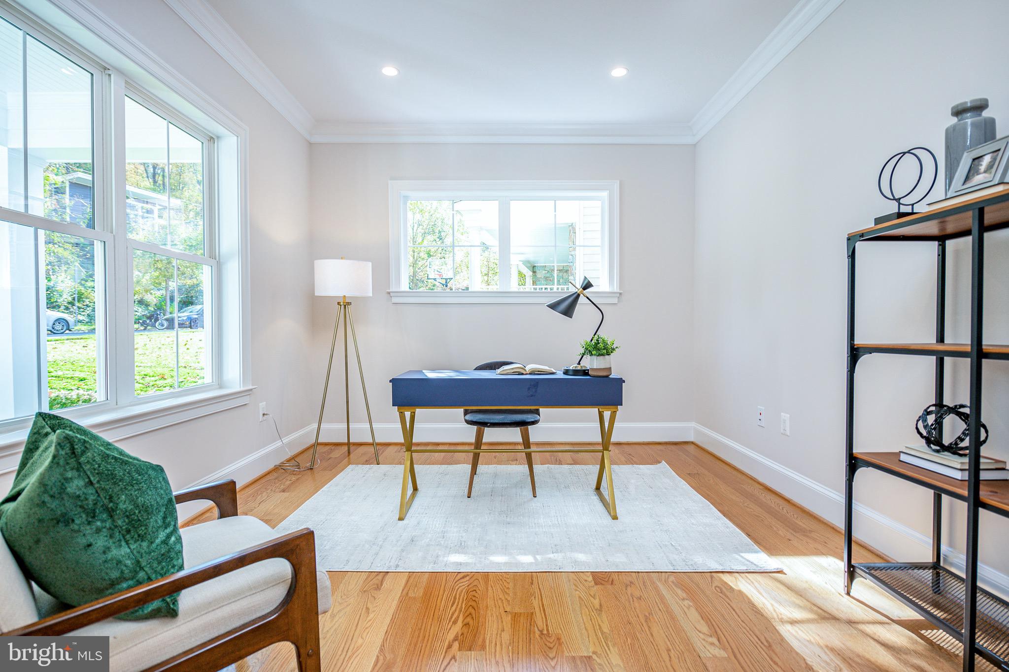 6404 East Halbert Road Bethesda, MD 20817 - Photo 5 of 66