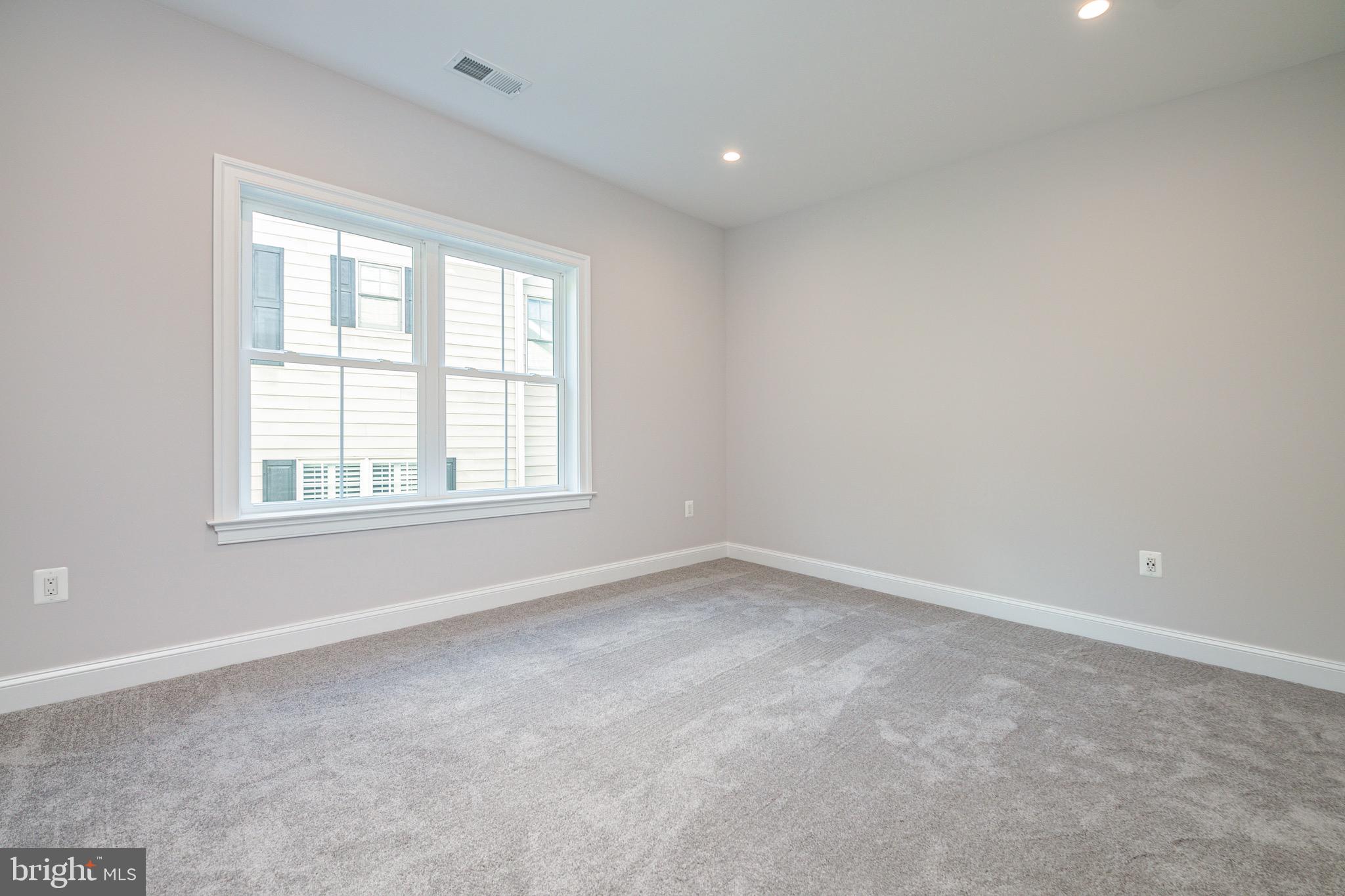 6404 East Halbert Road Bethesda, MD 20817 - Photo 41 of 66