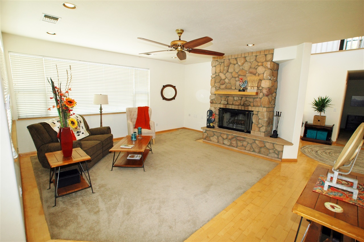 1221 Mountain View Road El Cajon, CA 92021 - Photo 12 of 25