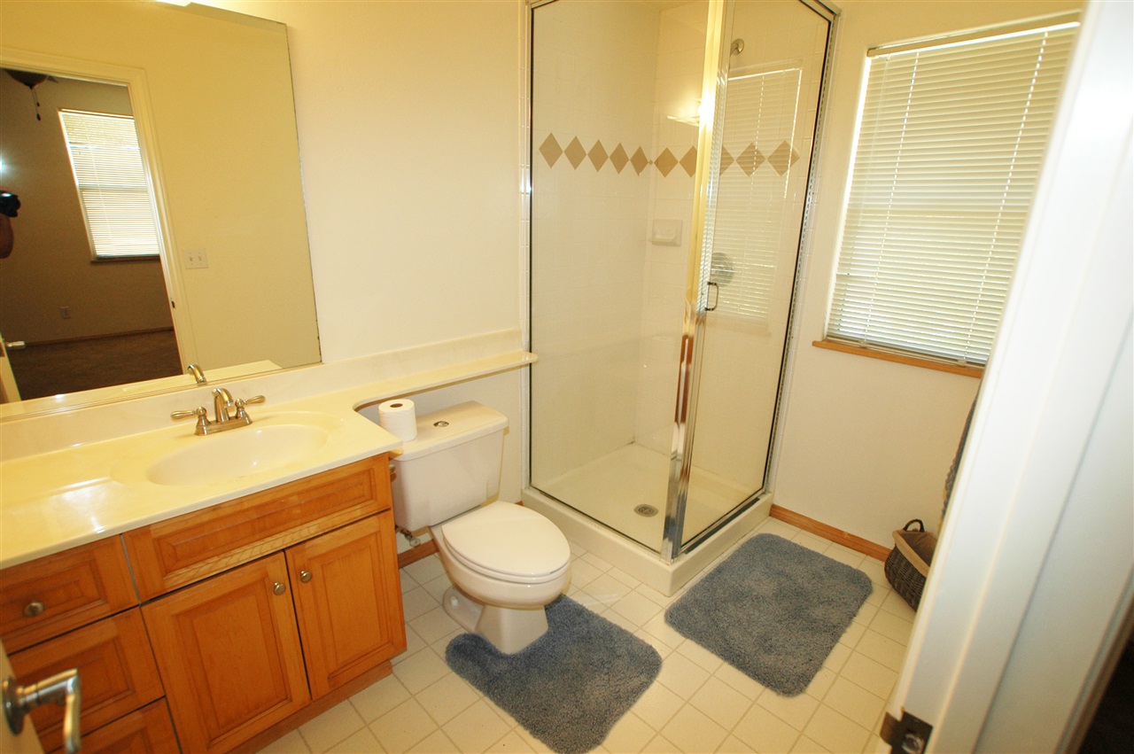 1221 Mountain View Road El Cajon, CA 92021 - Photo 16 of 25