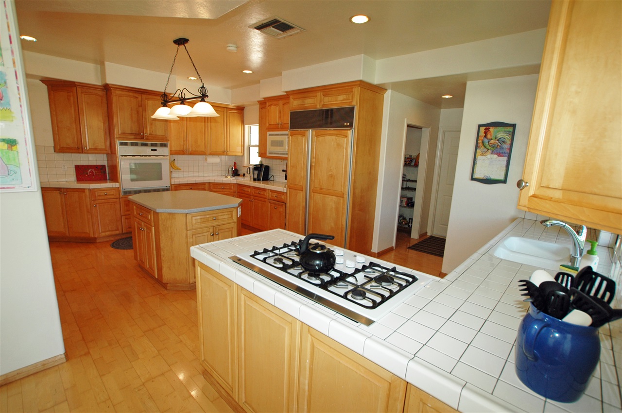 1221 Mountain View Road El Cajon, CA 92021 - Photo 7 of 25