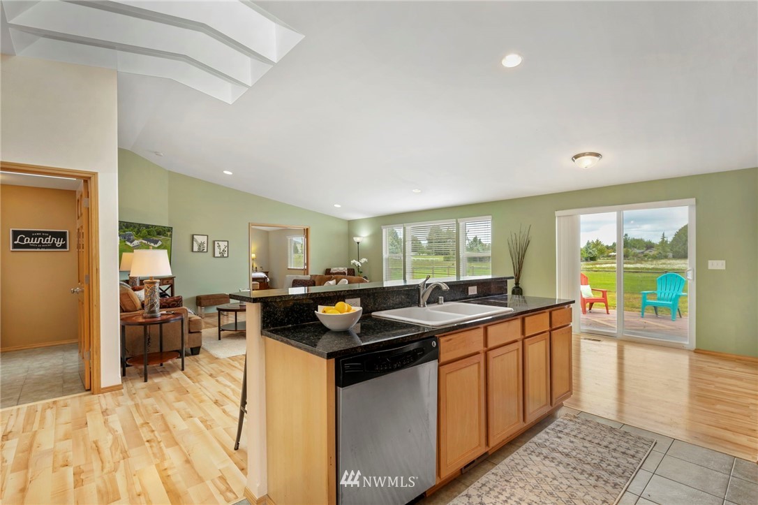 243 Klahhane Road Sequim, WA 98382 - Photo 11 of 37