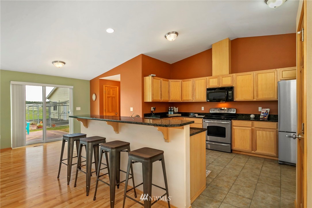 243 Klahhane Road Sequim, WA 98382 - Photo 12 of 37
