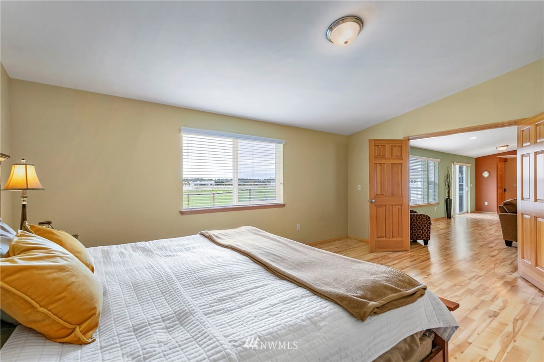 243 Klahhane Road Sequim, WA 98382 - Photo 17 of 37
