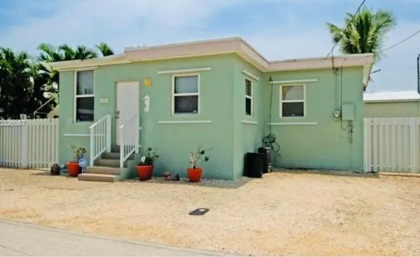 $525,000 | 30 Orange Drive, Key Largo, FL 33037