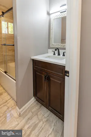 $3,000 | 912 Aston Martin Drive, Lindenwold, NJ 08021