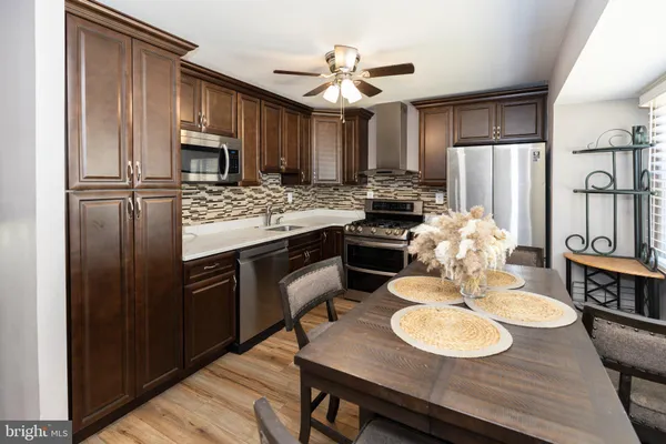 $3,000 | 912 Aston Martin Drive, Lindenwold, NJ 08021